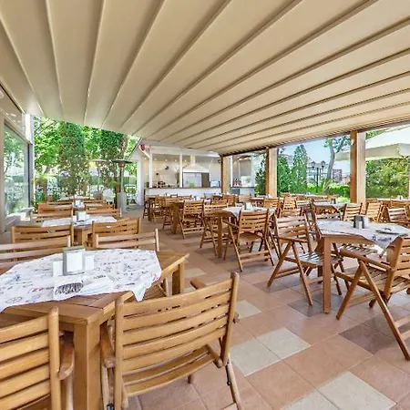 Sentido Bellevue 4* Napospart