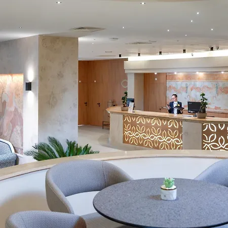 Sentido Bellevue 4* 써니비치