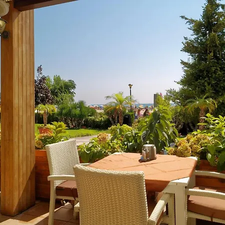 Sentido Bellevue 4* 써니비치